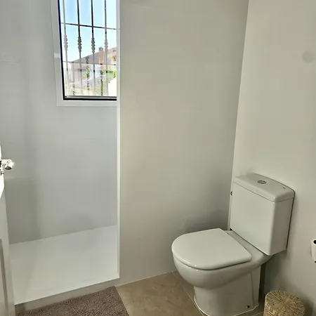 Sr Torremar Precioso Chale Con Jardin Tatil Evi Marbella