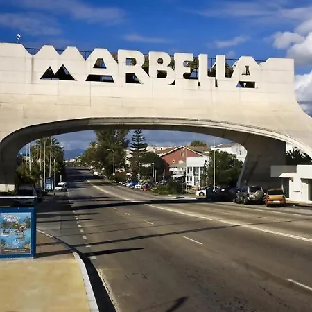 Tatil Evi Sr Torremar Precioso Chale Con Jardin Marbella