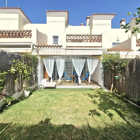 Holiday home Sr Torremar Precioso Chale Con Jardin