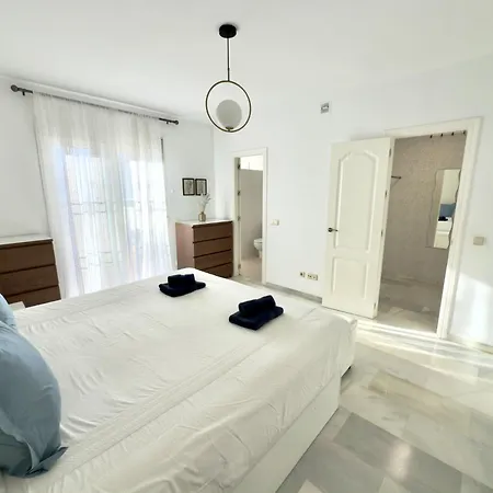 Sr Torremar Precioso Chale Con Jardin Marbella