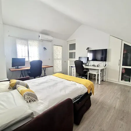Sr Torremar Precioso Chale Con Jardin Holiday home Marbella