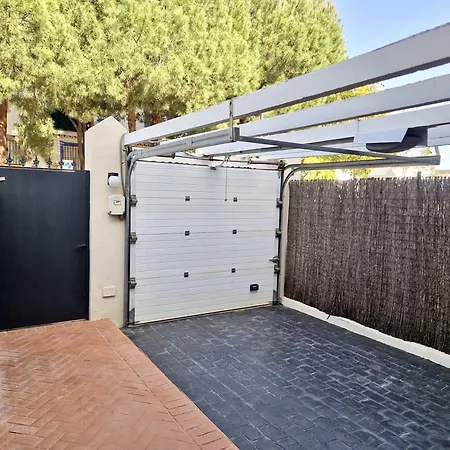 Sr Torremar Precioso Chale Con Jardin Holiday home Marbella