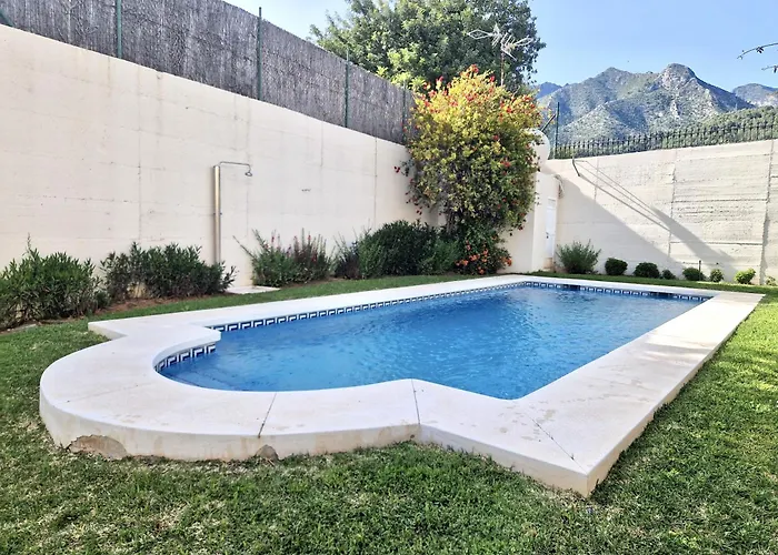 Sr Torremar Precioso Chale Con Jardin * 马尔韦利亚