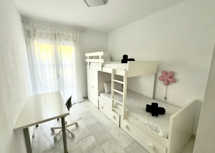 度假居 Sr Torremar Precioso Chale Con Jardin 马尔韦利亚