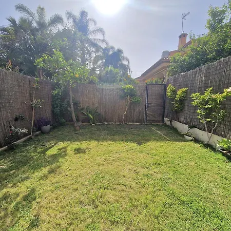 Sr Torremar Precioso Chale Con Jardin 別荘 マルベーリャ