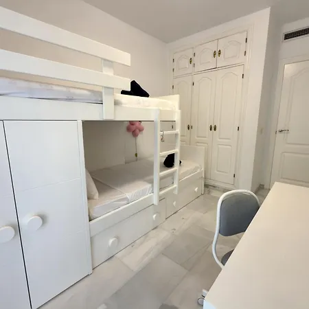 Sr Torremar Precioso Chale Con Jardin * マルベーリャ